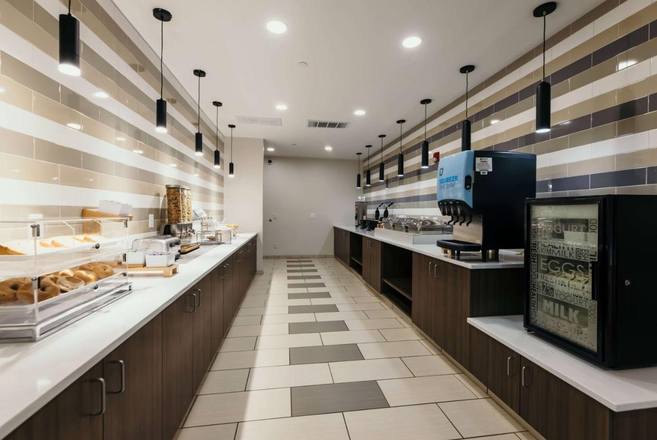 La Quinta Inn & Suites By Wyndham Ankeny Ia - Des Moines Ia Eksteriør billede